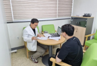 Bệnh viện Y tế tỉnh Gyeonggi mở rộng lưới an toàn sức khỏe cho lao động nhập cư và doanh nghiệp nhỏ