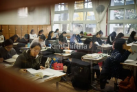 Thi thể 3 thiếu nữ được tìm thấy trong bồn hoa chung cư: Bi kịch chấn động phơi bày áp lực học đường tàn khốc ở Hàn Quốc