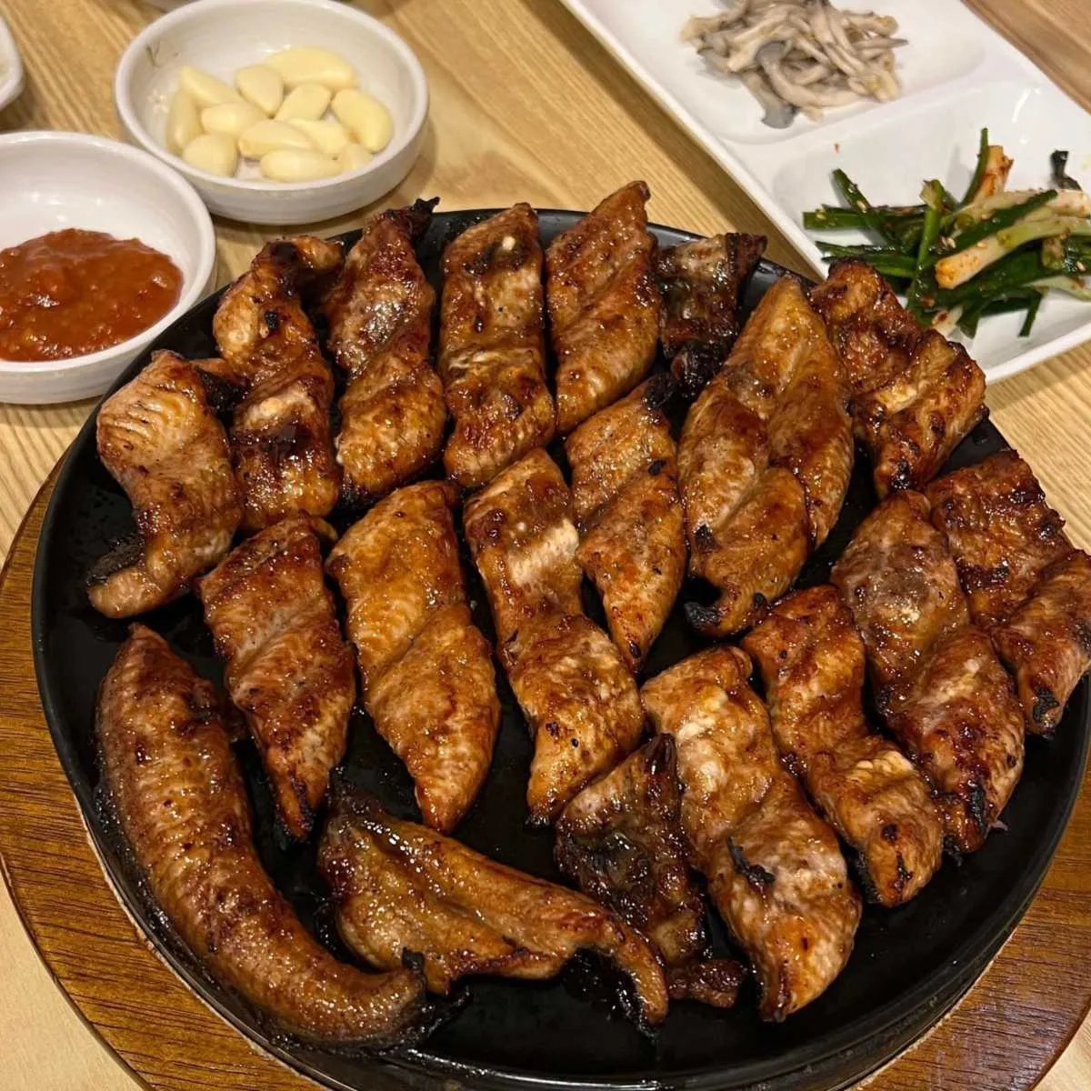 5 quán lươn nướng nổi tiếng tại Hàn Quốc nâng tầm hương vị nhờ kỹ thuật canh lửa và nước sốt