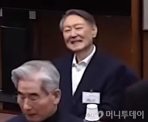 Cựu Tổng thống Hàn Quốc Yoon Suk Yeol lĩnh án tù chung thân vì tội cầm đầu nổi loạn: “Gây tổn thương sâu sắc cho xã hội”