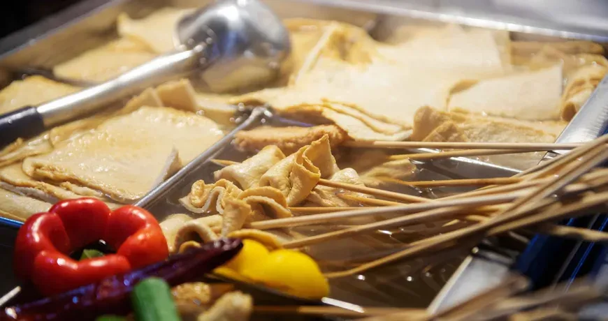 Mùa lạnh đến rồi, ăn Odeng  (어묵)  thôi – Món chả cá Hàn Quốc giản dị mà ấm lòng