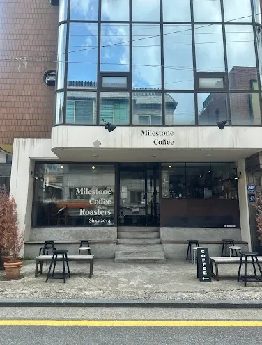 MILESTONE COFFEE - ĐIỂM ĐẾN CỦA NHỮNG TÍN ĐỒ "SÀNH" CÀ PHÊ TẠI SEOUL ☕️🏅