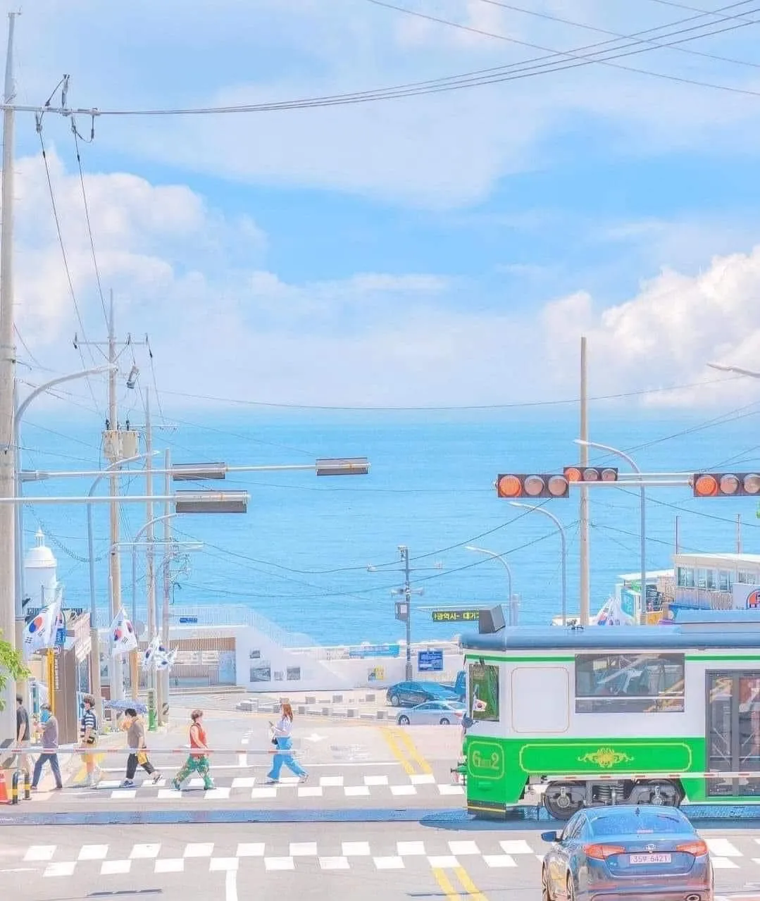 Cheongsapo Station: Khi đường ray tàu hỏa nối liền với giấc mơ biển cả 🌊🚃✨