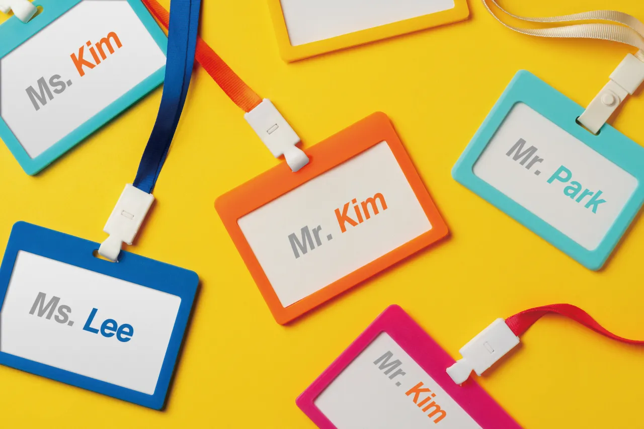 Vì sao người Hàn Quốc lại có quá nhiều họ Kim, Lee và Park? Câu chuyện phía sau những gia phả “được sáng tạo”