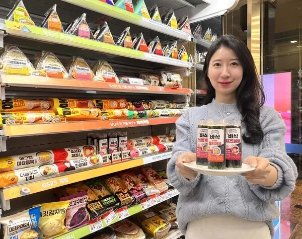 Từ Bản Đồ Quán Rẻ Đến App "Đặt Đồ Ăn Ảo" Để Giải Cơn Thèm Ở Hàn Quốc