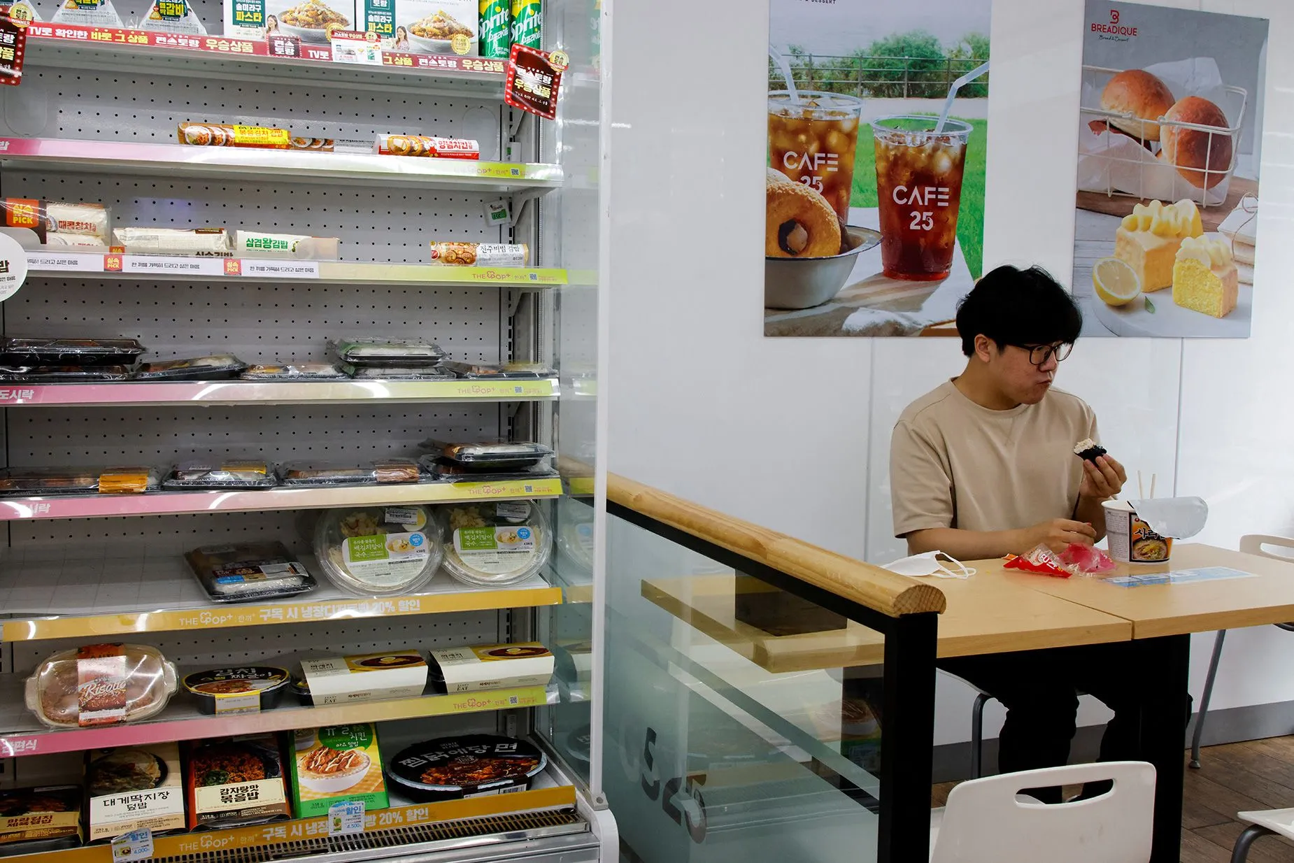 Ăn gì ở Hàn Quốc khi bạn nghèo nhưng vẫn muốn sống vui