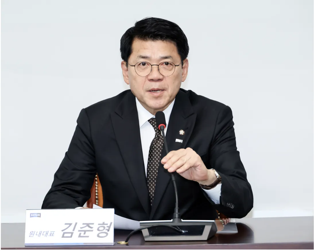 Đảng Đổi mới Tổ quốc bầu Tân Đại diện tại Quốc hội: Ông Kim Joon-hyung chính thức nhậm chức