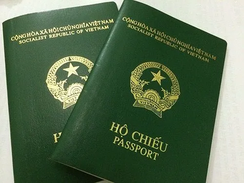 Làm lại hộ chiếu 