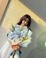 Sống như Wonyoung: Lạc quan không phải để tô màu, mà để thắp sáng chính mình