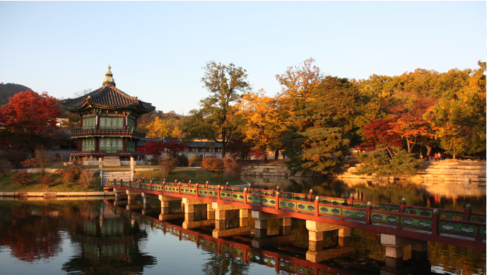 Khám Phá Mùa Thu tại Lầu Hyang Won Jeong của Cung điện Gyeongbokgung