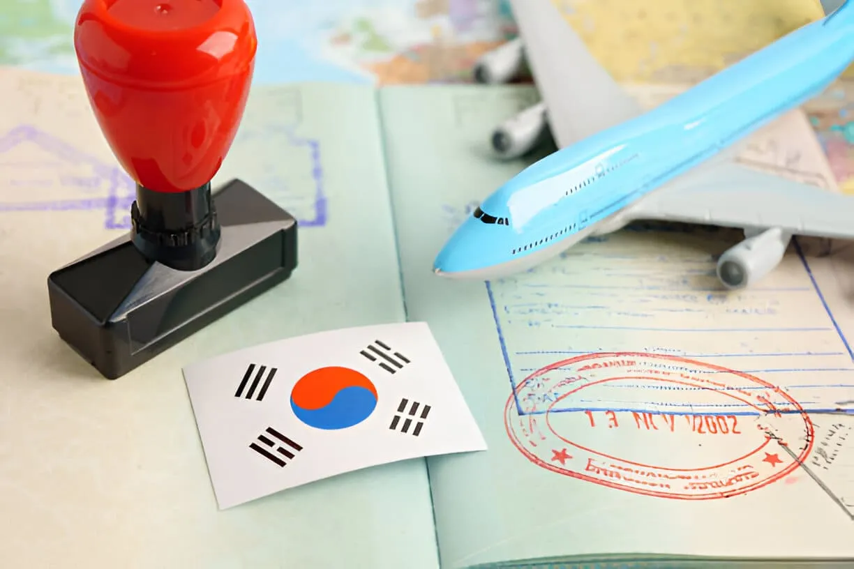 So Sánh Du Học Thạc Sĩ Hàn Quốc: Chọn Hệ E-Visa (Nợ TOPIK) Hay Hệ Thư Mời Truyền Thống?