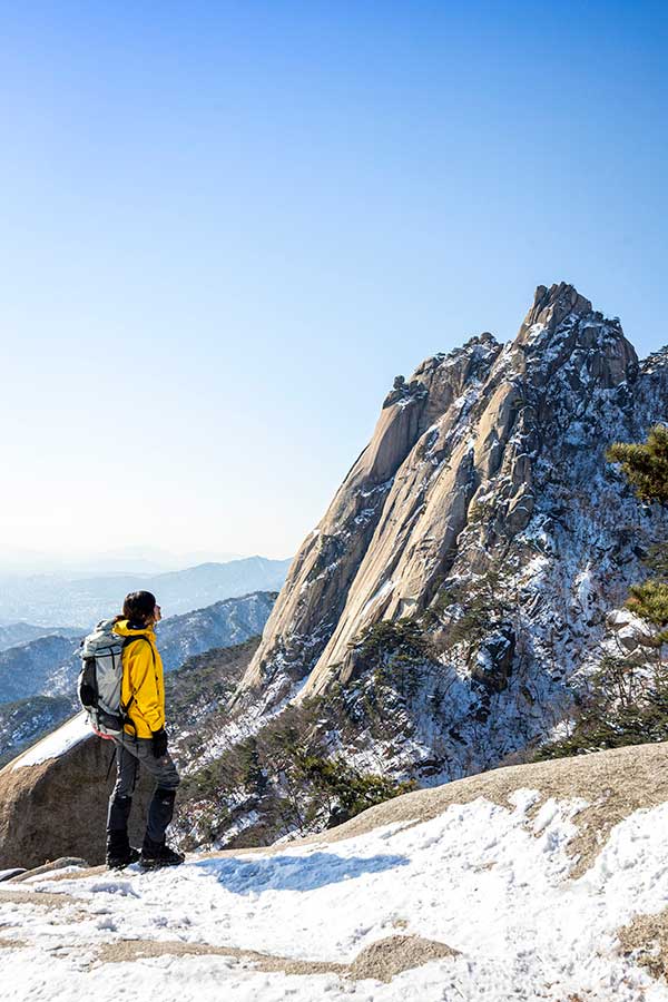 [KHÁM PHÁ] Chinh Phục Y-Gorge tại Núi Dobong – Tuyến Leo Núi Kịch Tính Bậc Nhất Seoul 🏔