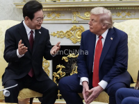 Ông Trump ám chỉ về “cuộc thanh trừng” ở Hàn Quốc, dọa ngừng hợp tác