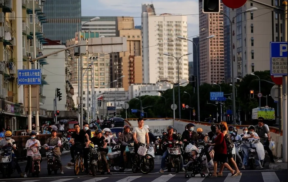 Buồn của tỉnh có GDP cao hơn Hàn Quốc: Tung tiền tỷ khuyến mại nhưng người dân thờ ơ giữ chặt hầu bao, nguy cơ mất vị thế hàng thập kỷ
