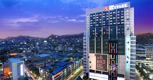 Hotel Skypark tuyển nhân viên lễ tân