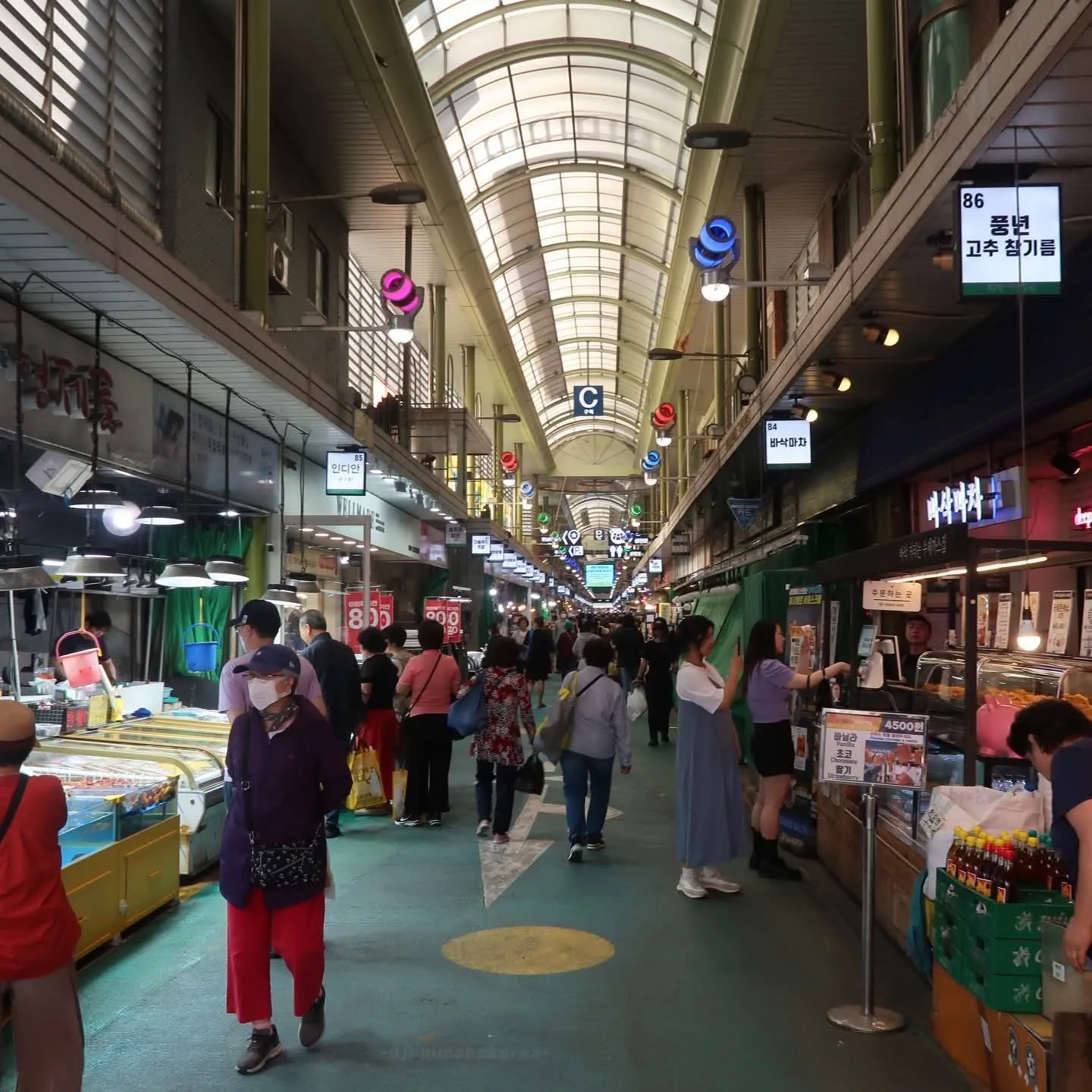 Mangwon Market: Thiên đường hải sản và ẩm thực Local "ngon - bổ - rẻ" giữa lòng Seoul 🦀🍤
