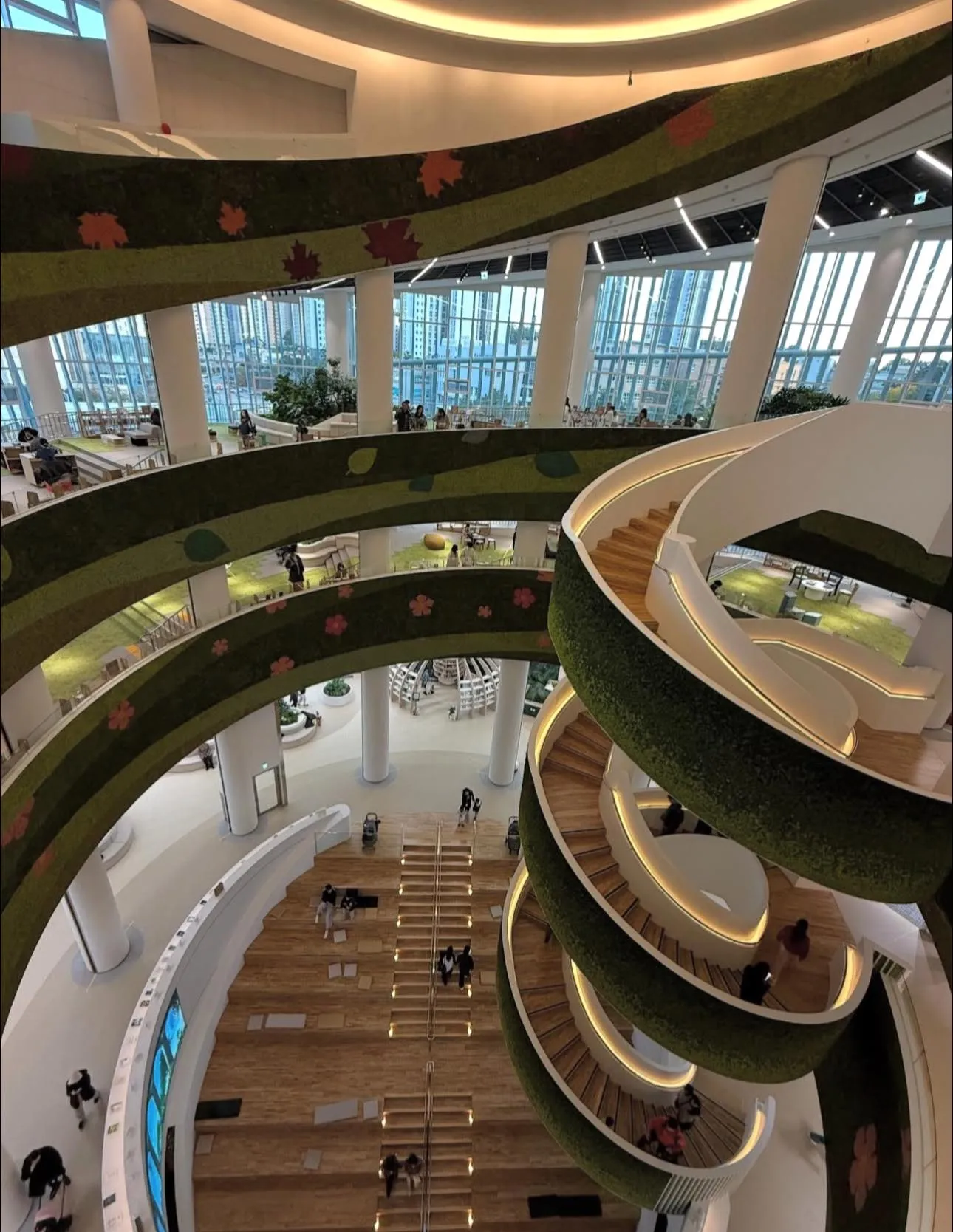 Thư viện mới mở ở Gyeonggi Suwon: Kiến trúc độc đáo và không gian check-in mới toanh cho hội mê sách 📚✨