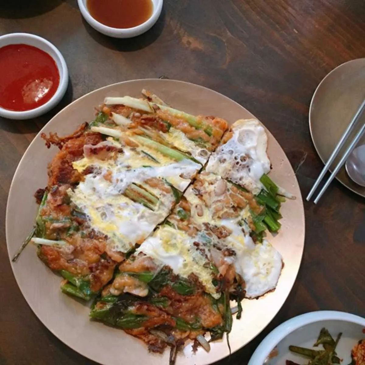 Top 5 quán ăn trăm năm nổi tiếng ở Busan: Thưởng thức hương vị lưu giữ lịch sử thành phố cảng