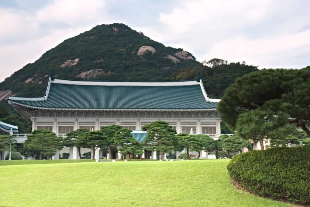 Khám phá Nhà Xanh Cheongwadae – Trái tim quyền lực Hàn Quốc mở cửa cho công chúng 💙🇰🇷