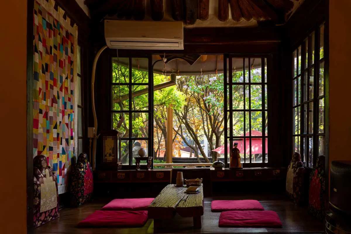 Khám Phá 4 Địa Điểm Hanok Nổi Tiếng Ở Seoul Từng Xuất Hiện Trong Phim Hàn Và Điện Ảnh Hàn Quốc